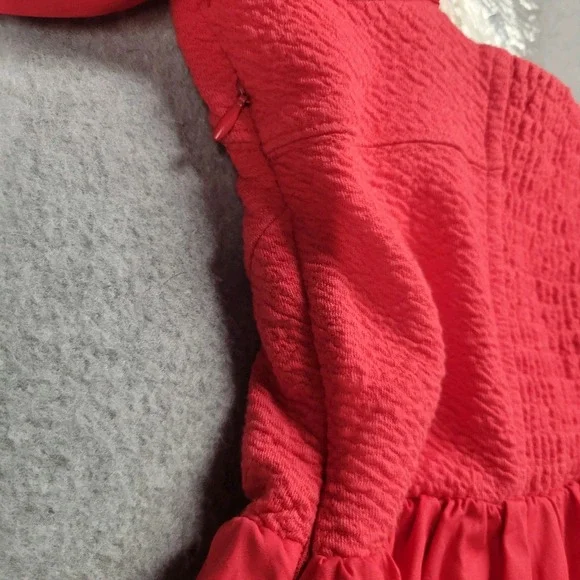 Anthropologie Maeve Puff-Sleeved Sweetheart Mini Dress Size Medium Red NEW - Picture 13 of 13